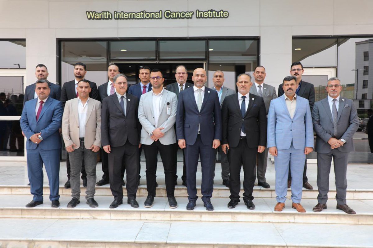 نقيب المهندسين العراقيين يلتقي الشيخ عبد المهدي الكربلائي بزيارة رسمية لفتح آفاق التعاون بين النقابة والعتبة المقدسة 

قام نقيب المهندسين العراقيين، المهندس ذوالفقار حوشي المكصوصي، بزيارة رسمية إلى العتبة الحسينية المقدسة في كربلاء، استجابةً لدعوة الشيخ عبد المهدي الكربلائي،