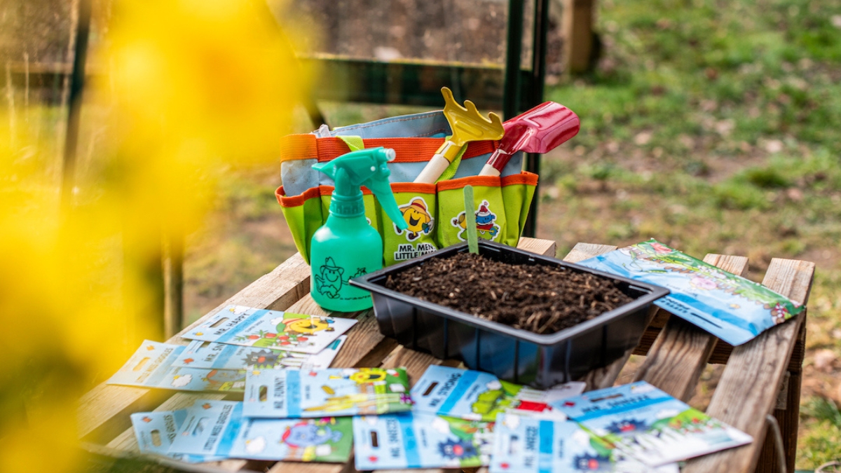 Thompson & Morgan (@thompsonmorgan) on Twitter photo ⏳ Time’s running out!
Our Mr Men™ & Little Miss™ Kids Gardening Bundle #giveaway with <a href="/thimbleandtwig/">thimbleandtwig 🌳🍂🍄</a> ends TOMORROW at midday! 🌱
Last chance to win an awesome kids' seed growing kit 👉 tinyl.io/CETO
#Competition #GrowYourOwn #WIN ⏳ Time’s running out!
Our Mr Men™ & Little Miss™ Kids Gardening Bundle #giveaway with <a href="/thimbleandtwig/">thimbleandtwig 🌳🍂🍄</a> ends TOMORROW at midday! 🌱
Last chance to win an awesome kids' seed growing kit 👉 tinyl.io/CETO
#Competition #GrowYourOwn #WIN