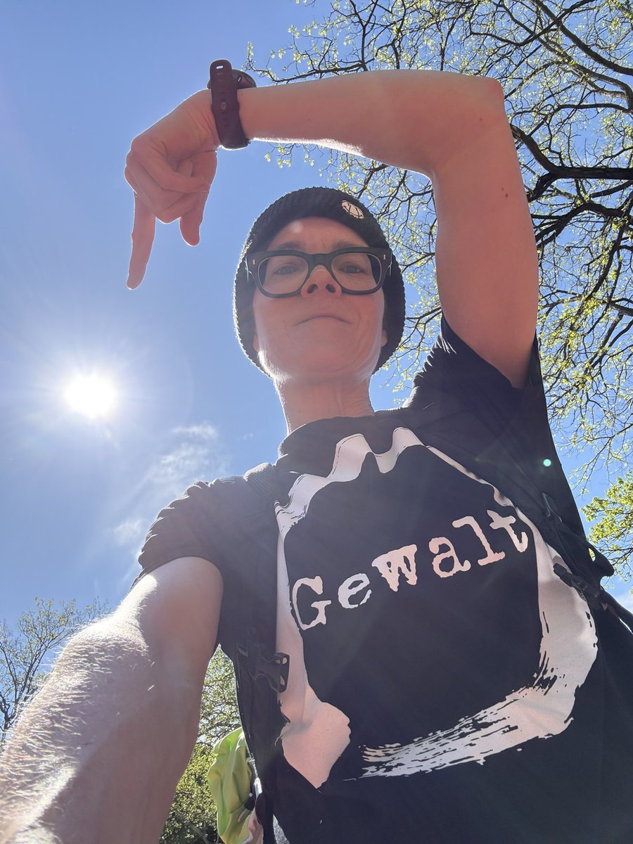 GEWALT • Ein Sonnensturm tobt über uns

youtu.be/7F5LvQxE5hI?si…