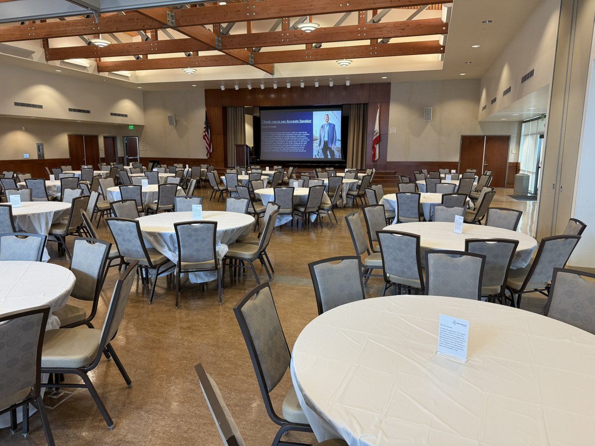 What a great room for the @breakthrought1d Southern California and Hawaii Community Summit keynote! #DRIVENtobeFirst