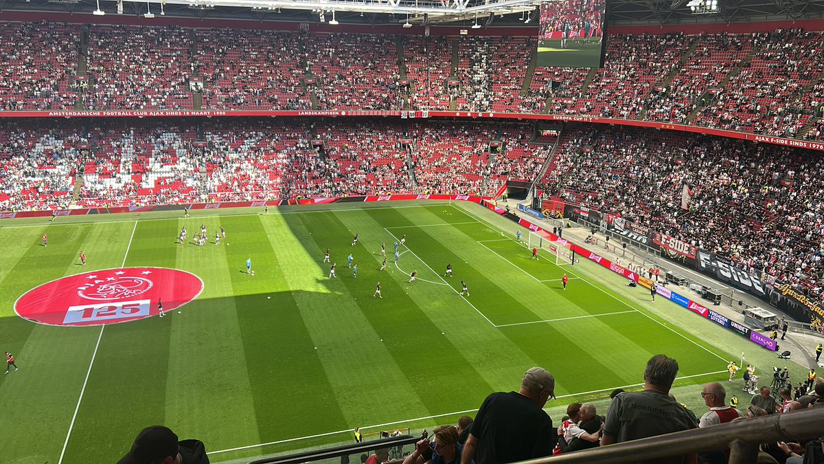 Niet de uitslag waar we op hoopten, maar wel weer een gave beleving in de Johan Cruyff Arena!