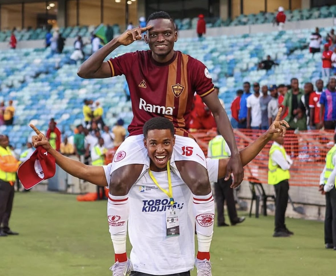 Final here we come🦁👊🏾, Ahsanteni mashabiki zetu na watanzania wote mliotuombea dua🤲🏾 lakini kwa kipekee sana niwashukuru watanzania mnaoishi hapa Afrika kusini mmekuja kwa wingi na mmetupa nguvu sana tulikuwa kama tupo nyumbani mungu awabariki🙏🏾🙌🏾 #Nguvumoja