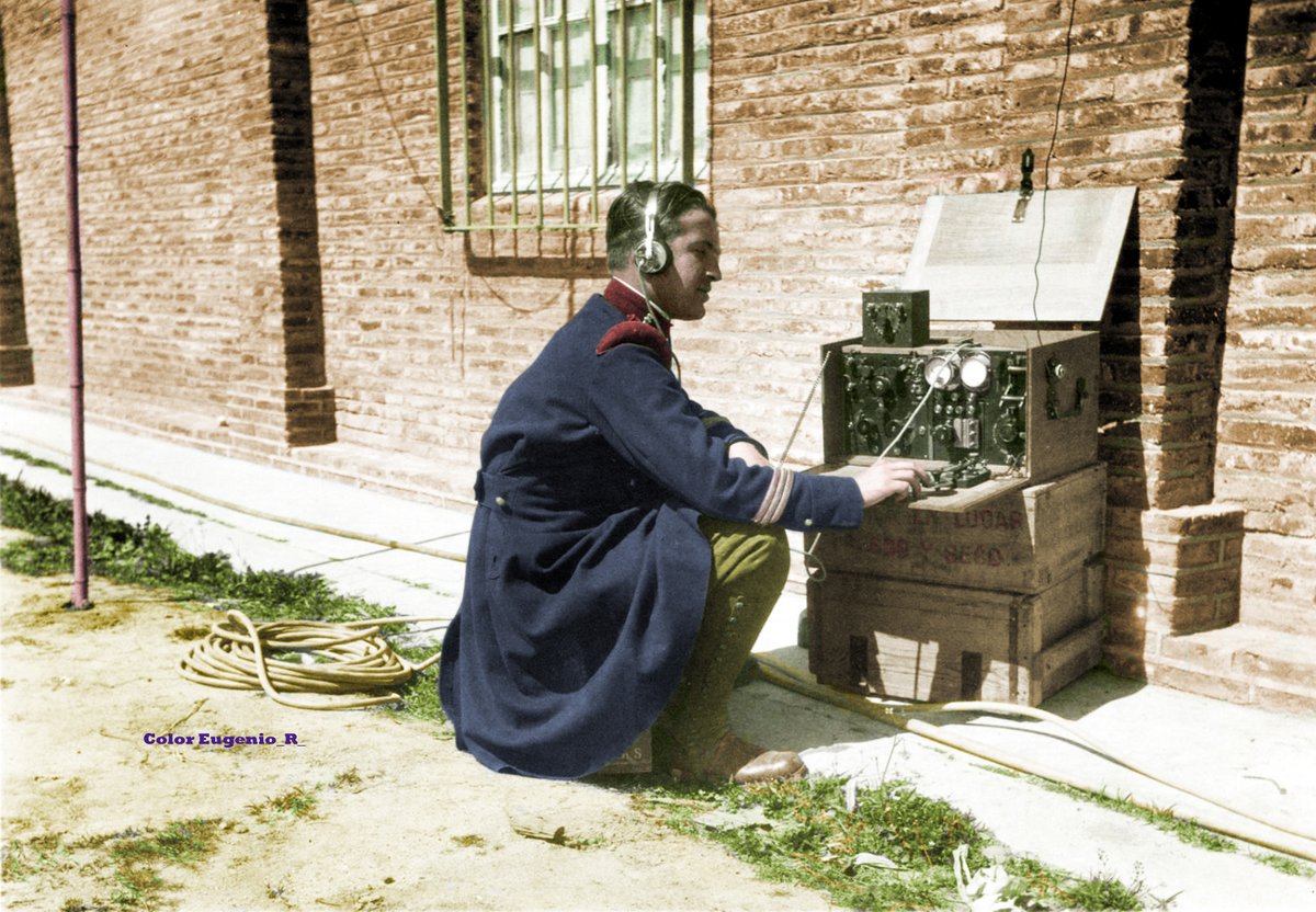Eugenio_R_ (@eugenio_r_) on Twitter photo Hoy se celebra el Día Mundial del Código Morse creado por Samuel Morse en 1837 e implantado en España en 1857.
En la foto Sargento de Ingenieros ante una estación telegráfica.
Información y foto original de la cuenta de Patrimonio Cultural de Defensa. <a href="/DefensaPtrmonio/">Patrimonio Cultural de Defensa</a> Hoy se celebra el Día Mundial del Código Morse creado por Samuel Morse en 1837 e implantado en España en 1857.
En la foto Sargento de Ingenieros ante una estación telegráfica.
Información y foto original de la cuenta de Patrimonio Cultural de Defensa. <a href="/DefensaPtrmonio/">Patrimonio Cultural de Defensa</a>