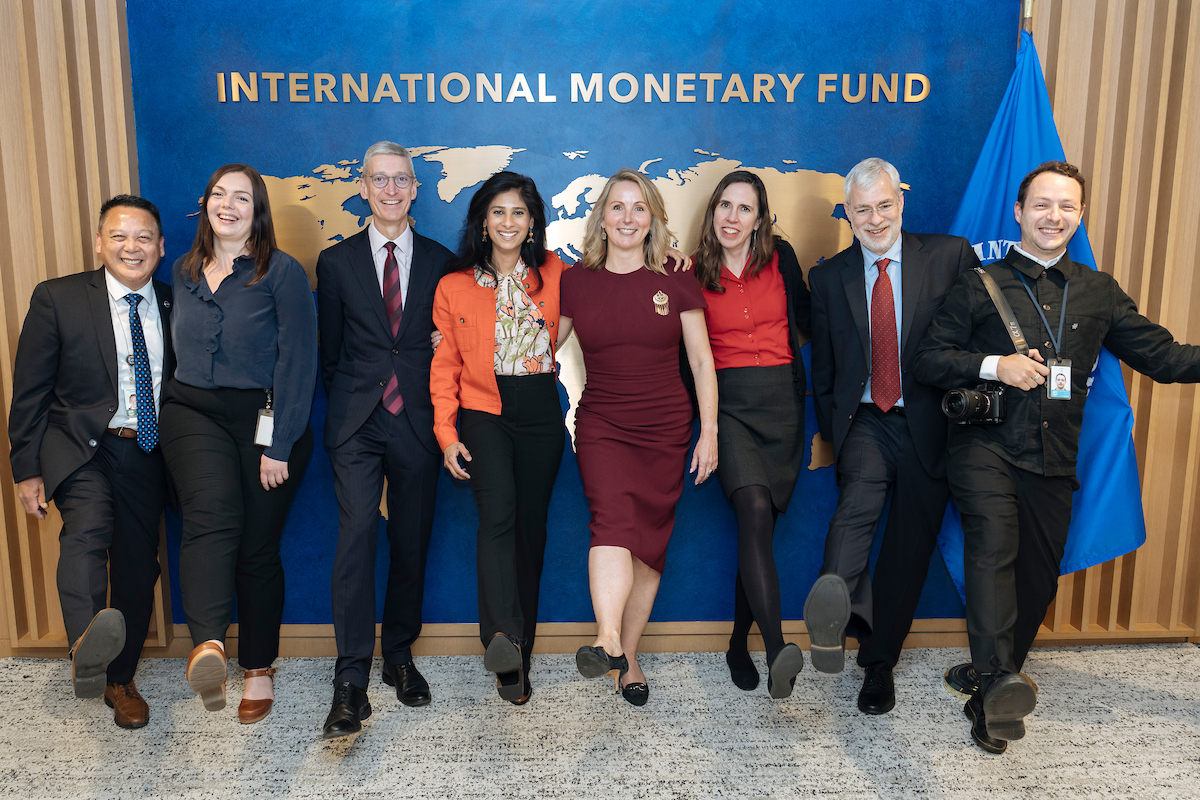 GitaGopinath's tweet image. Immensely grateful to my wonderful colleagues for their incredible support during the #IMFMeetings and beyond.