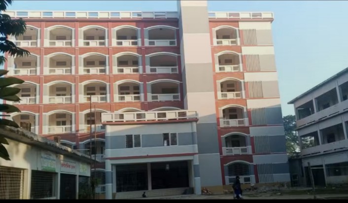 মাদারগঞ্জে পরীক্ষার কেন্দ্র থেকে ১২ জন শিক্ষার্থী ও ২ জন শিক্ষক বহিষ্কার