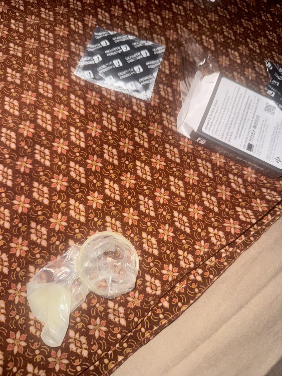 เหนื่อยเมื่อไหร่ก็แวะมา ร้านนวด 😝 
ถ้าดิวเป็นผลเราก็ ไม่ต้องเสียไรเลย นอกจาก เสียตัว 😆