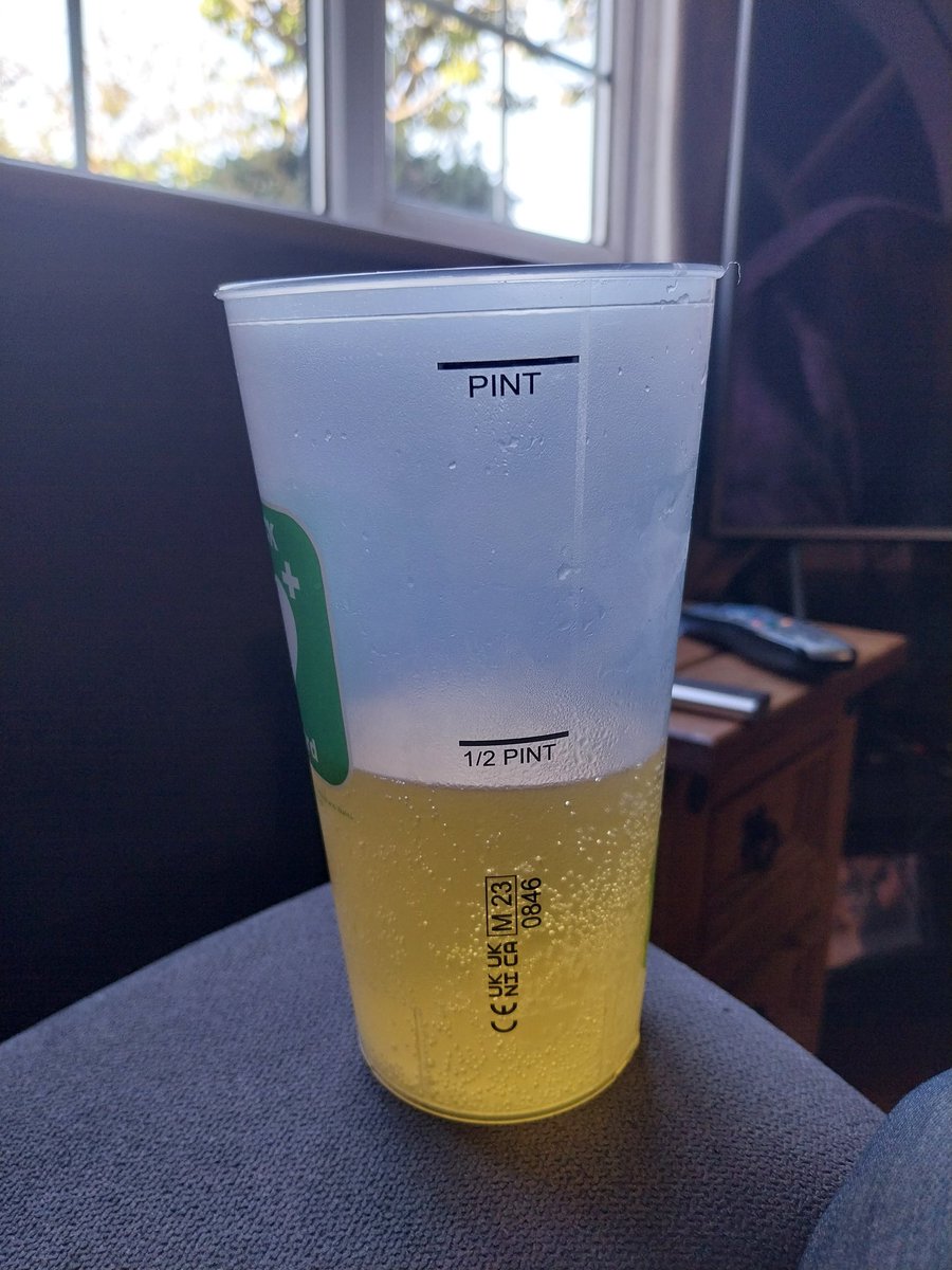 RonnieAdam13's tweet photo. Sunday afternoon pint of cider 😊 https://t.co/IUzuCwT7xP