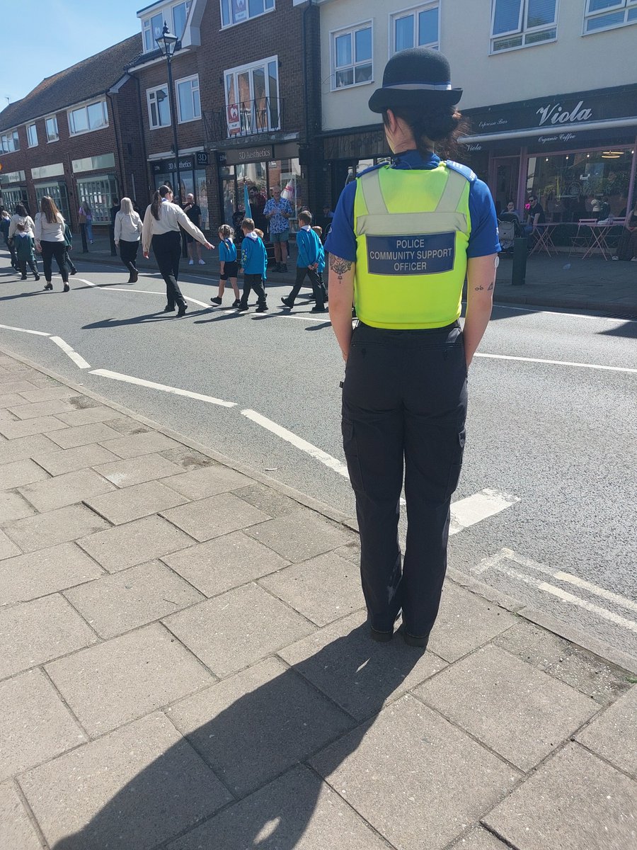 Community | Officers have been out in Knowle today enjoying the St George's Day Parade and the company of all residents who came to watch ☀️
