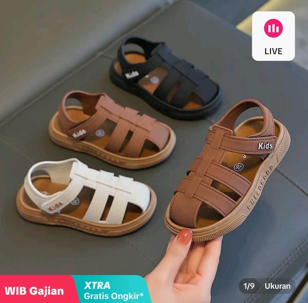 ImbangJT_'s tweet photo. PROMO 5.5 IMPORT OkayBaby B428 Sepatu Sandal Anak Perempuan dan laki laki Sendal Anak-Anak Cewek Import Fashion New Arrival Bahan Karet Jelly Lucu kaki Anti Slip Anti Licin Casual Umur 2-15 Tahun Terbaru https://t.co/TSIu8P68Uz https://t.co/KFOAot6PYJ