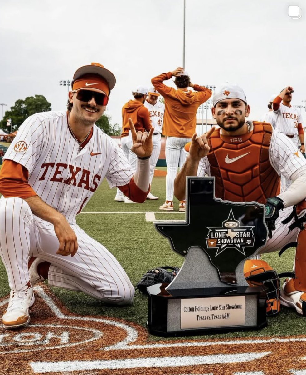 Hungry dogs eat first. 🤘🏼⚾️