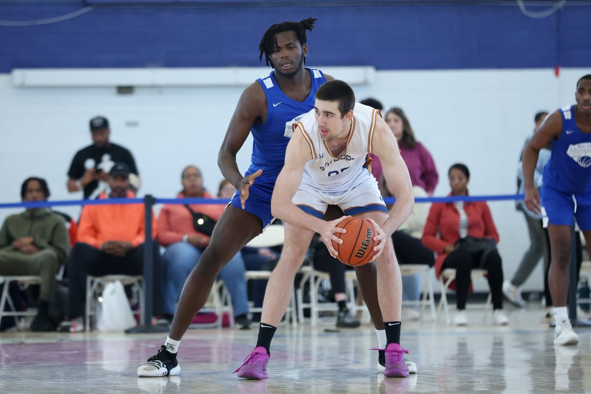 Doug Niblock (@dougniblock) on Twitter photo Elite level MHC matchup between <a href="/6thBoroHoops/">6th Boro Hoops</a> and <a href="/NYJayhawks/">NY JAYHAWKS</a> has been as good as advertised this morning at NYC Clash - Numerous scholarships players on the floor competing at an extremely high level Elite level MHC matchup between <a href="/6thBoroHoops/">6th Boro Hoops</a> and <a href="/NYJayhawks/">NY JAYHAWKS</a> has been as good as advertised this morning at NYC Clash - Numerous scholarships players on the floor competing at an extremely high level