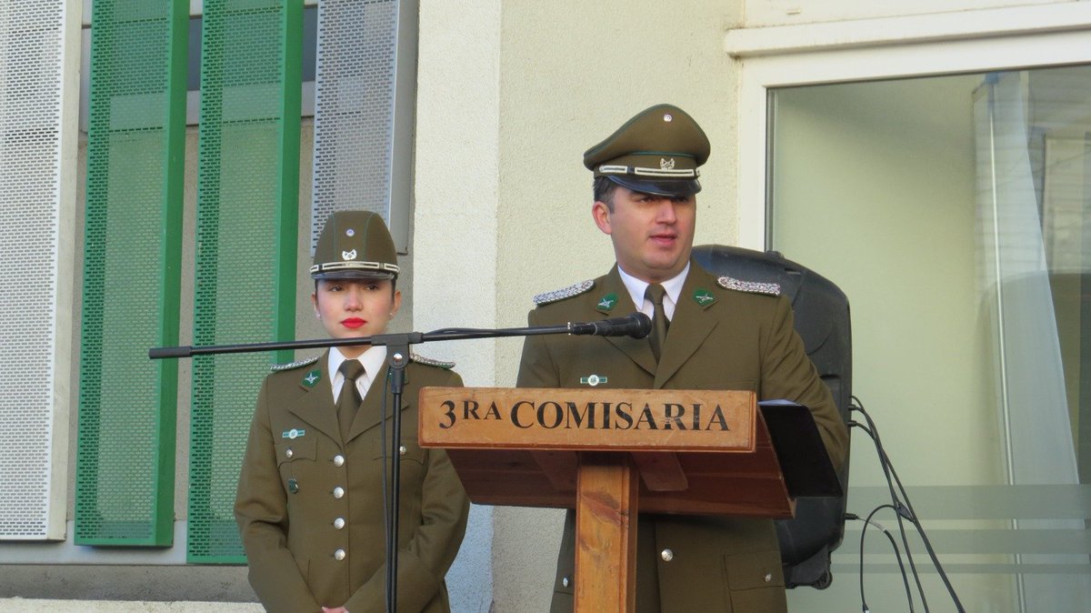 Carab_Maule's tweet photo. #PARRAL: El izamiento del Pabellón Patrio se efectuó en las diferentes unidades policiales de la jurisdicción en horas de está mañana; entre ellos #Retiro, #ReinaLuisa, #Catillo, #Digua, #Villaseca, #Bullileo(F), #Copihue y #Villaseca💚💚💚💚👮🏻👮🏻♀️💚💚💚💚. https://t.co/RGHwHoWvfl