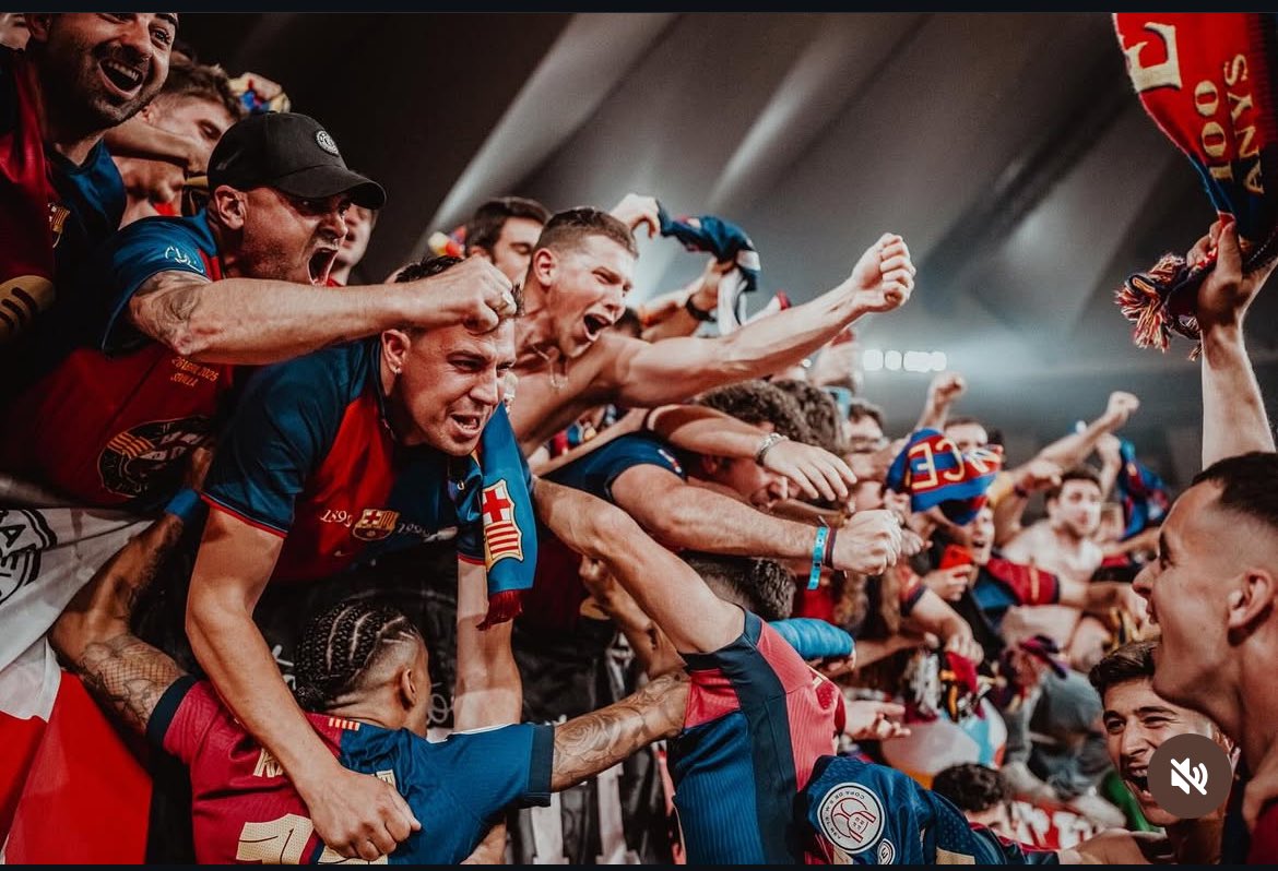 nnpp9797's tweet photo. CAMPIONS 🏆🏆 https://t.co/uIojTLiryu