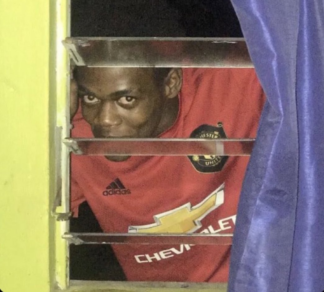 mauroytweets's tweet photo. patiently waiting on the big batty gyal dem fi post dem costumes https://t.co/aXnj7SYcFx