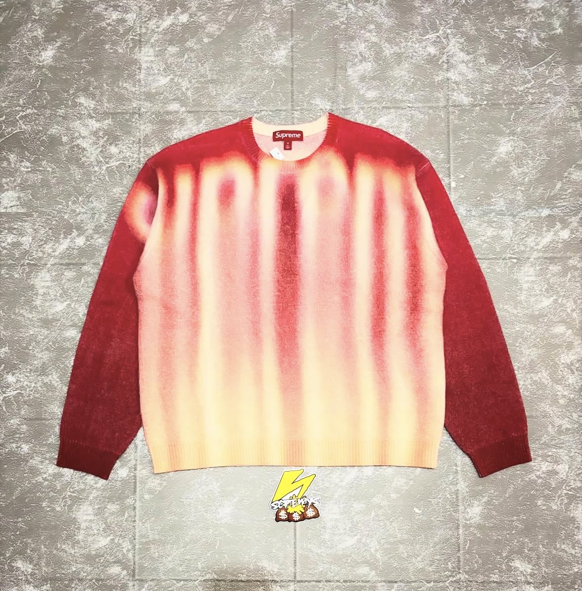 Shtreetwear's tweet image. Supreme Blurred Logo Knit