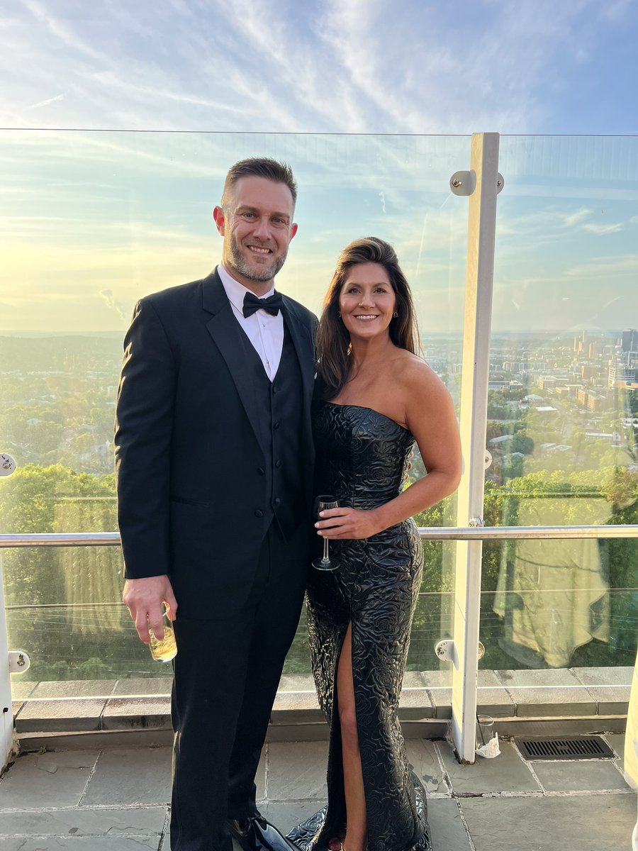 Great night at the <a href="/serviceguild/">serviceguild</a> gala benefitting The Bell Center for Early Intervention.