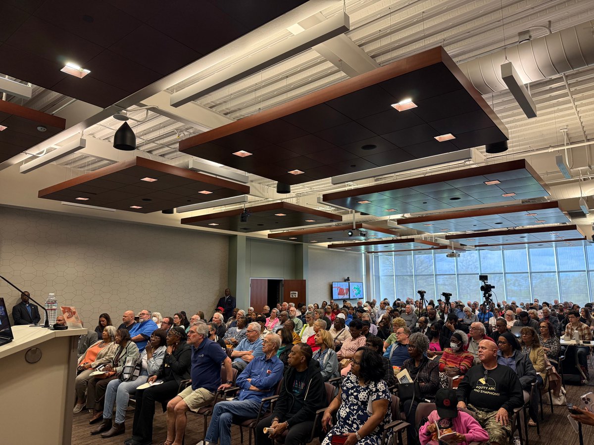 Rep. Shontel Brown (@repshontelbrown) on Twitter photo Thank you to everyone who attended our Social Security Town Hall with former SSA Commissioner <a href="/MartinOMalley/">Martin O'Malley</a>.
Trump and Elon are trying to destroy Social Security. We are going to fight like hell to protect the benefits you've earned. Thank you to everyone who attended our Social Security Town Hall with former SSA Commissioner <a href="/MartinOMalley/">Martin O'Malley</a>.
Trump and Elon are trying to destroy Social Security. We are going to fight like hell to protect the benefits you've earned.