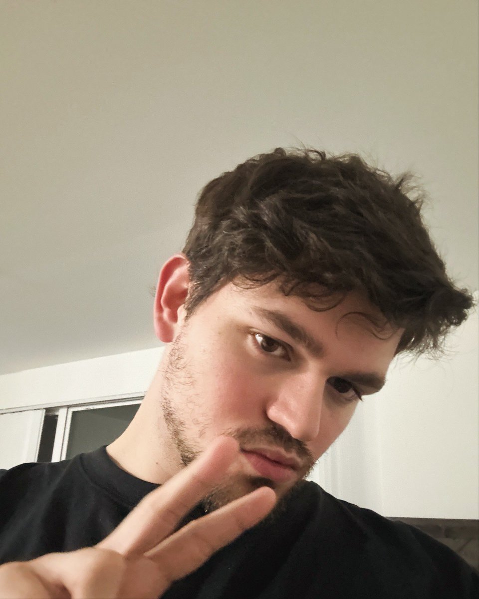 Alex Bartlett tweet media