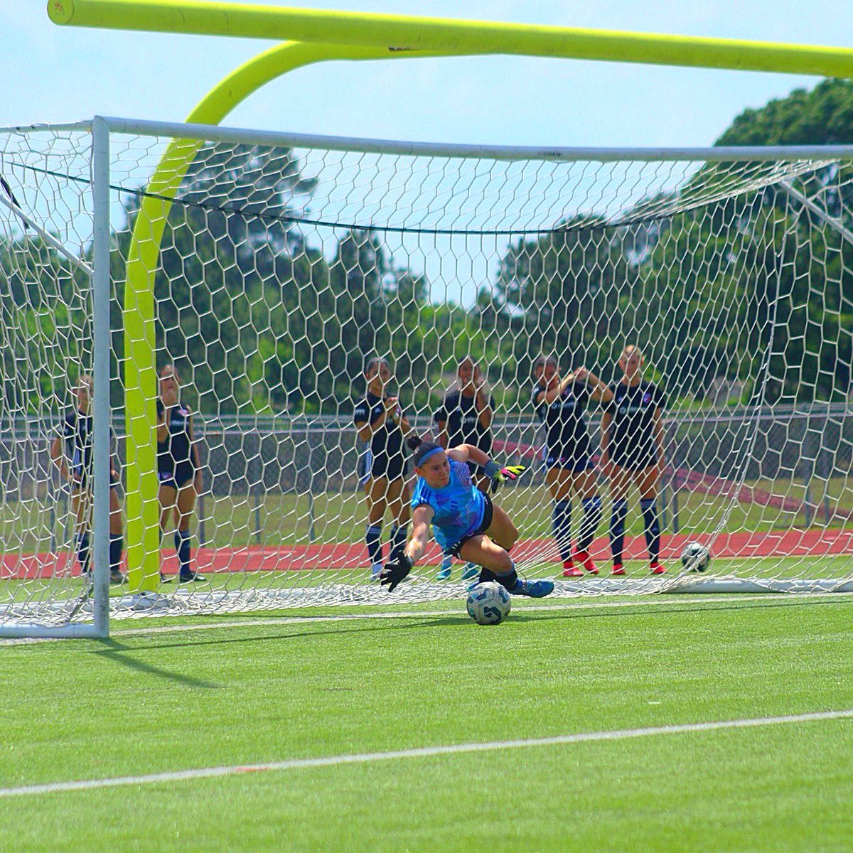 Carolina Flores tweet media