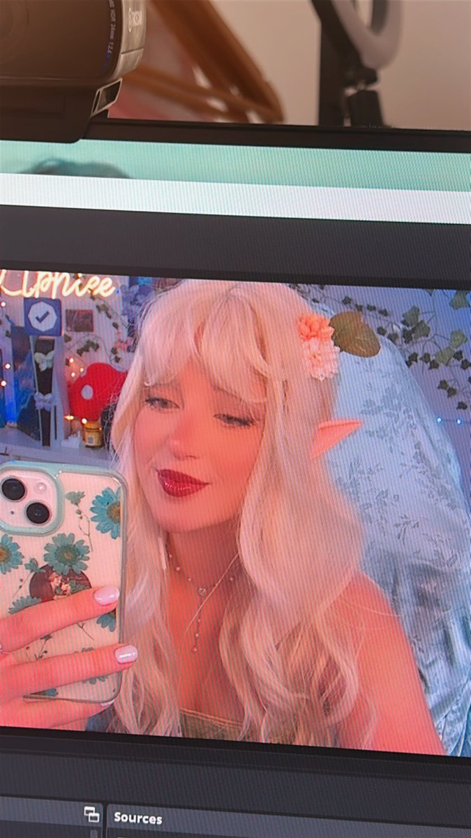Subathon day 10!!! twitch.tv/elphiee