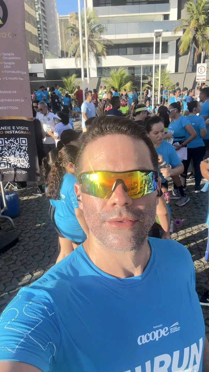 lipandrade's tweet photo. Antes e depois da corrida de hoje! https://t.co/15MI7phImU