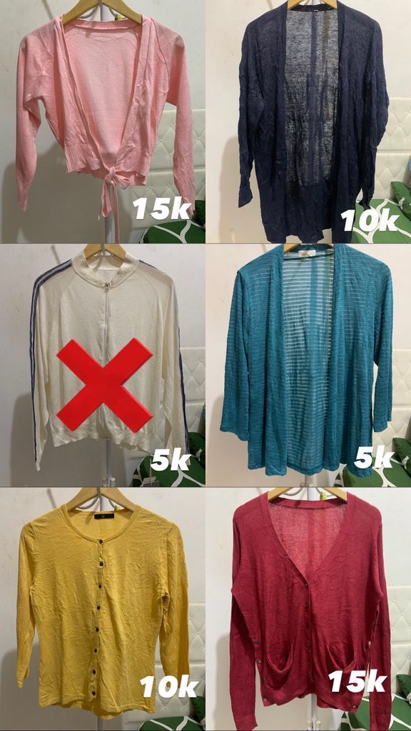 Mayri0595's tweet photo. Beli 1 15k (bebas pilih) free 1 (random)jadi 15k dapet 2 cardi, ada yang mau??? Ga ada adm bisa oren dom cianjur, detail boleh dm👐🏻 https://t.co/EyPlCRYGji