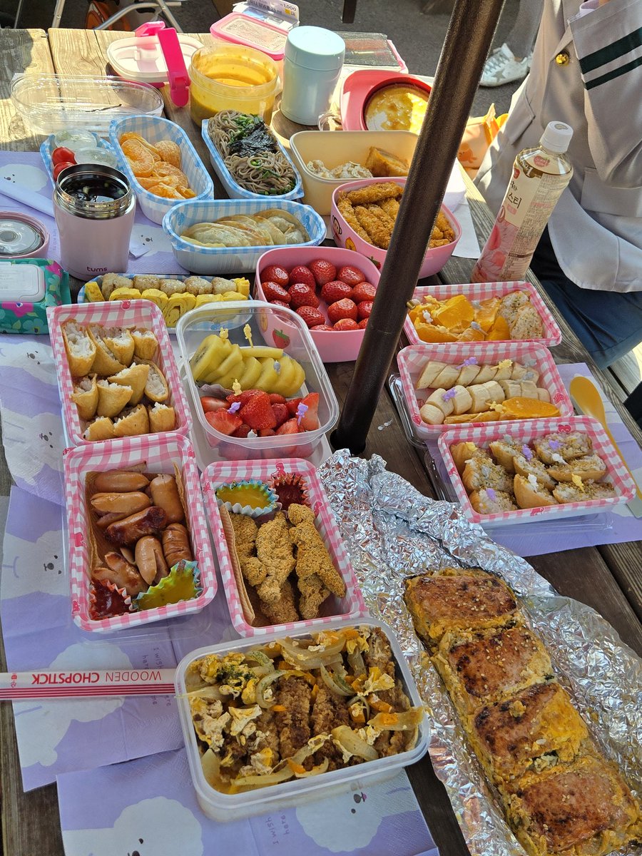 MHA

UA高校 1-A ピクニック