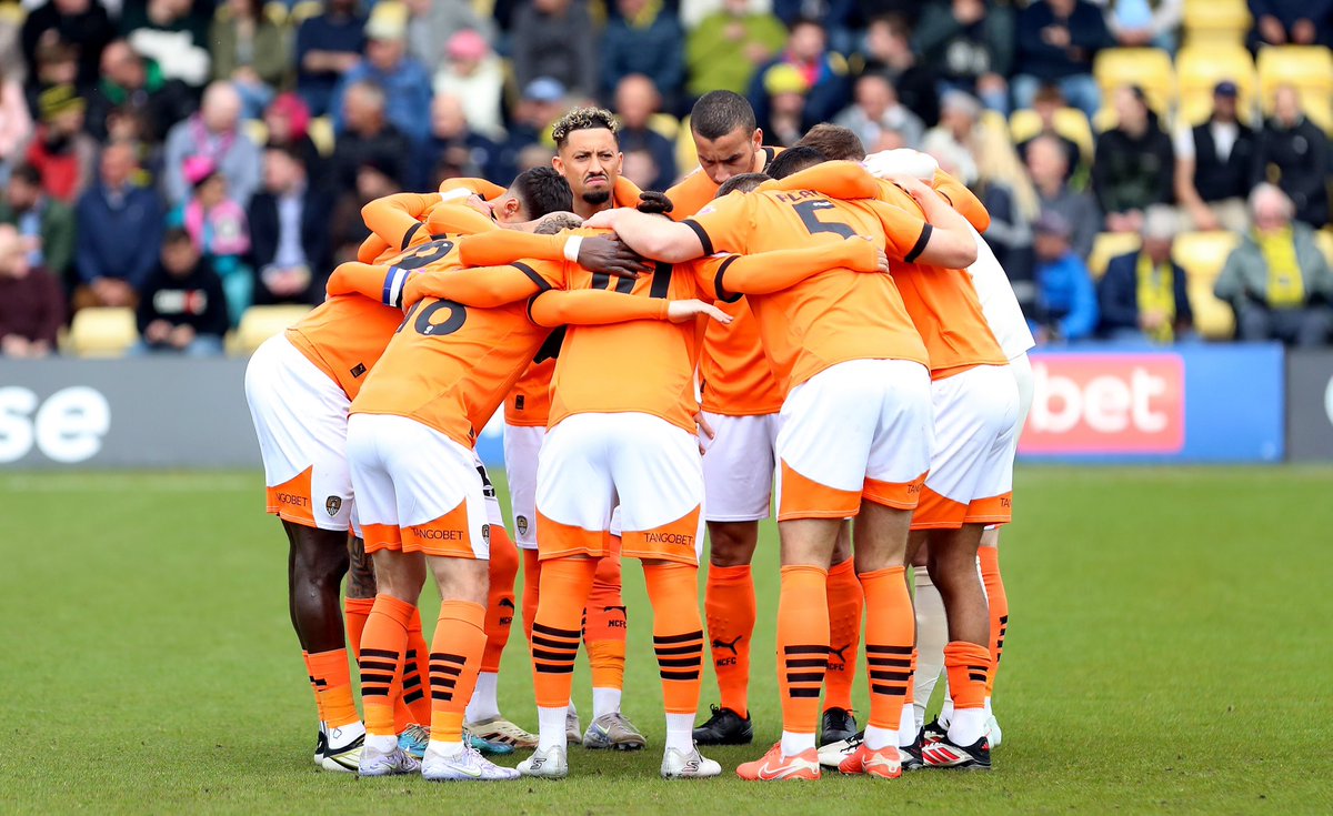 JodsJones's tweet image. Team 🧡