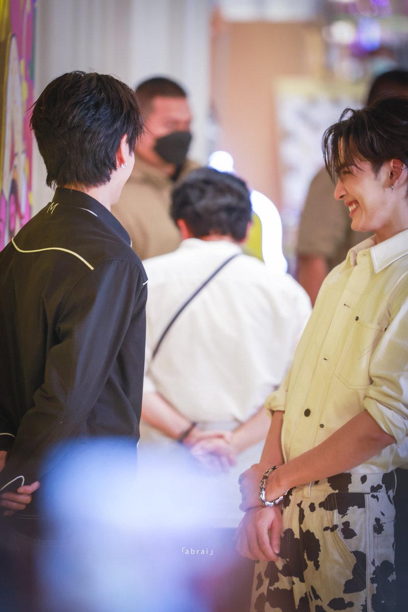 oasinus's tweet image. จุดพักสายตา

PERTHSANTA AT COMMAAND

#CommaAndxPerthSanta
#CommaAndBeYourOwnMuse

#KDPPE #PerthTanapon 
@perthppe 
#Santapp  @Ppsanta