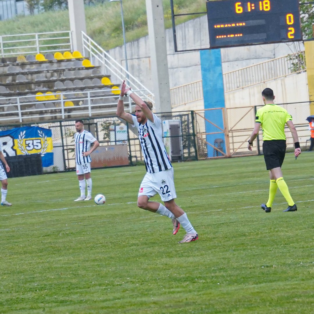 🫵 𝓐𝓵𝓲𝓶 𝓗𝓪𝓻𝓵𝓪𝓴..