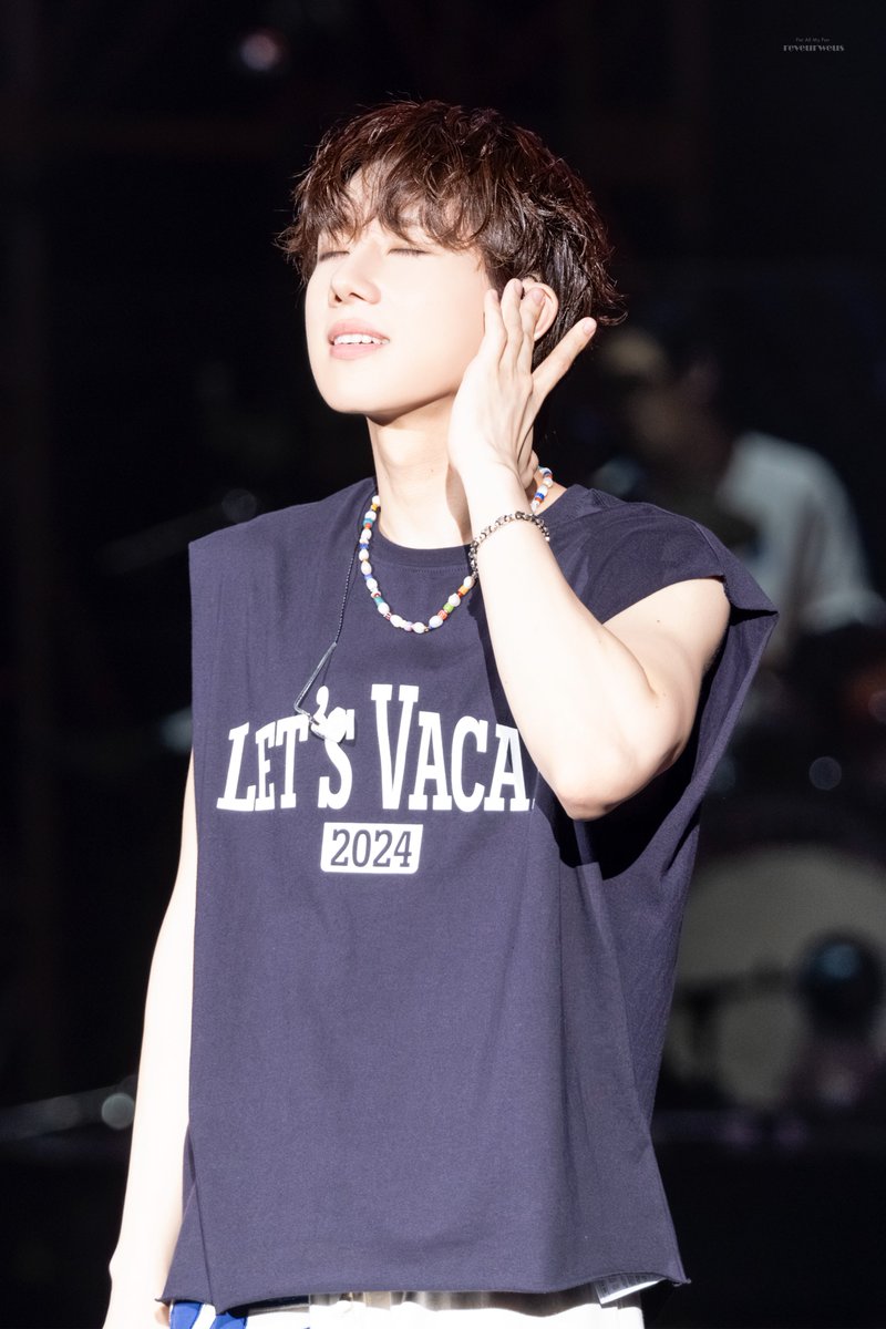 reveurweus's tweet photo. 240804 [LV3 : Lets Vacay] Day2

#인피니트 #김성규 
#KIMSUNGKYU
#HBD #HAPPYSUNGKYUDAY
#LV3 #LetsVacay https://t.co/6mA53SeTMD