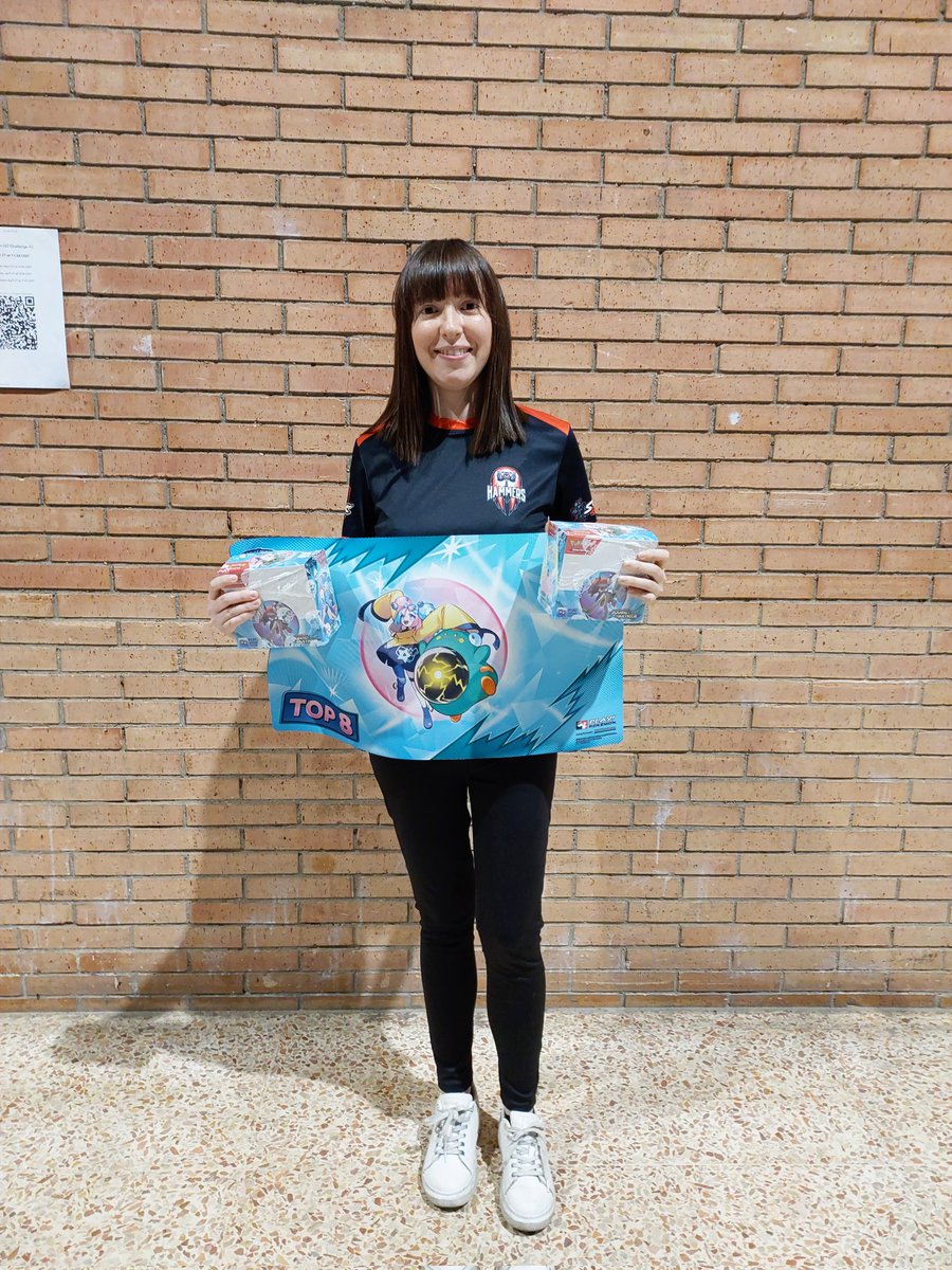 piruquitas's tweet photo. Finished 9th at Seville SPE! Third time in a row making Day 2 in my country 🇪🇸🇪🇸🇪🇸 Had an amazing run and I'm extremely happy! Thank you to everyone that cheered for me! ❤️ #PlayPokemon https://t.co/y4Np8vnaWG