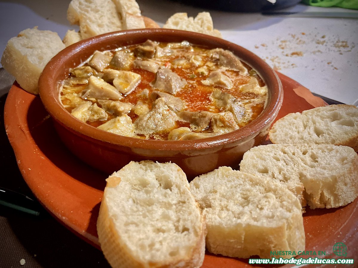 oleosetin's tweet image. Descubre un rincón único en Robledillo de Gata.
En la terraza de la Bodega de Lucas Oleosetin, te invitamos a disfrutar al aire libre de los sabores de nuestra tierra, en uno de los lugares más bonitos y auténticos del pueblo.
#RobledilloDeGata #LaTerrazaDeLaBodegaDeLucas