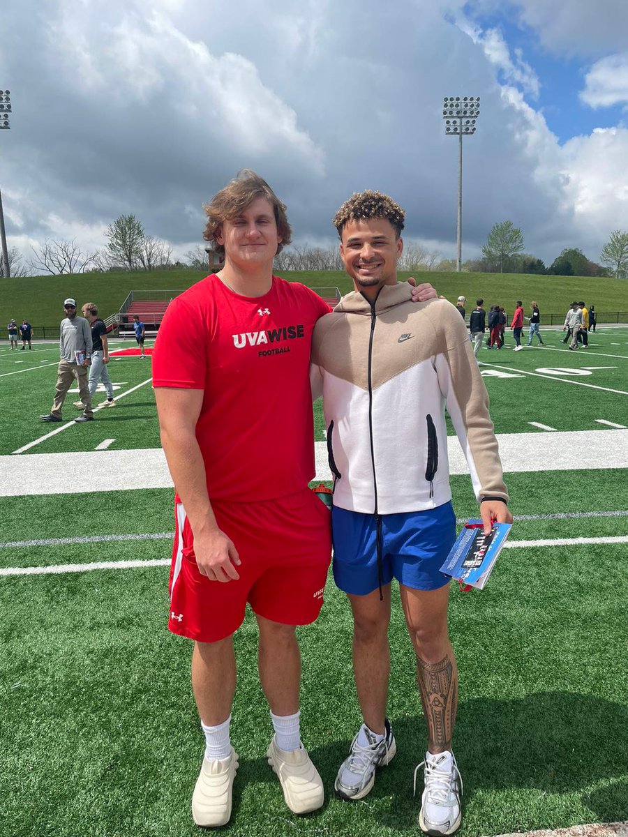 Tim Thomas (@timthomasbrs) on Twitter photo Sebastien Wonderstern, BRS ā24, DL, now playing <a href="/UVAWiseCavsFB/">UVA Wise Football</a> gets a visit from BRS teammate, Cory Shorts, BRS ā26, at the Spring Game. <a href="/sebwonderstern/">Sebastien Wonderstern</a> <a href="/Coryshorts20/">cory shorts</a> <a href="/blueridgeschool/">Blue Ridge School</a> Sebastien Wonderstern, BRS ā24, DL, now playing <a href="/UVAWiseCavsFB/">UVA Wise Football</a> gets a visit from BRS teammate, Cory Shorts, BRS ā26, at the Spring Game. <a href="/sebwonderstern/">Sebastien Wonderstern</a> <a href="/Coryshorts20/">cory shorts</a> <a href="/blueridgeschool/">Blue Ridge School</a>