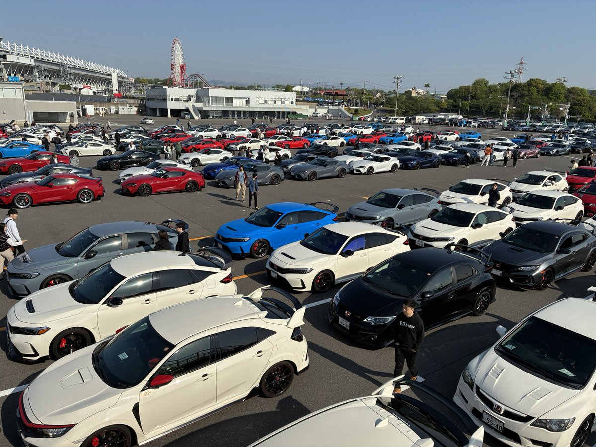 taka210HB's tweet image. 鈴鹿オフご参加の方お疲れ様でした🙇🏻‍♂️
昨年の富山オフに続いて2回目の大規模オフ、今回はパレードランがあったり、レースが併催なこともあり、非常に楽しく過ごせました😊
同じ鳥取から来たやなさん、最後に話しかけてくださった広島の白FK8の方、ありがとうございました😊
来年も参加したいですね😊