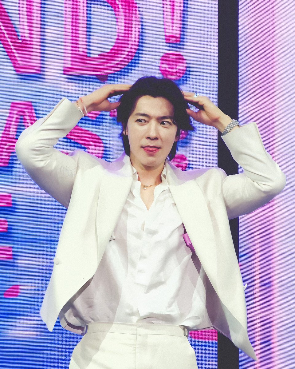 kekeFromTaiwan's tweet photo. 20250427
2025 DONGHAE FANCON EAST COAST : WAVE in TAIPEI

(ʋ •ﻌ• ʋ)

#동해 #DONGHAE
#슈퍼주니어DnE #SuperJuniorDnE
#EAST_COAST_WAVE https://t.co/raqbklfEJe