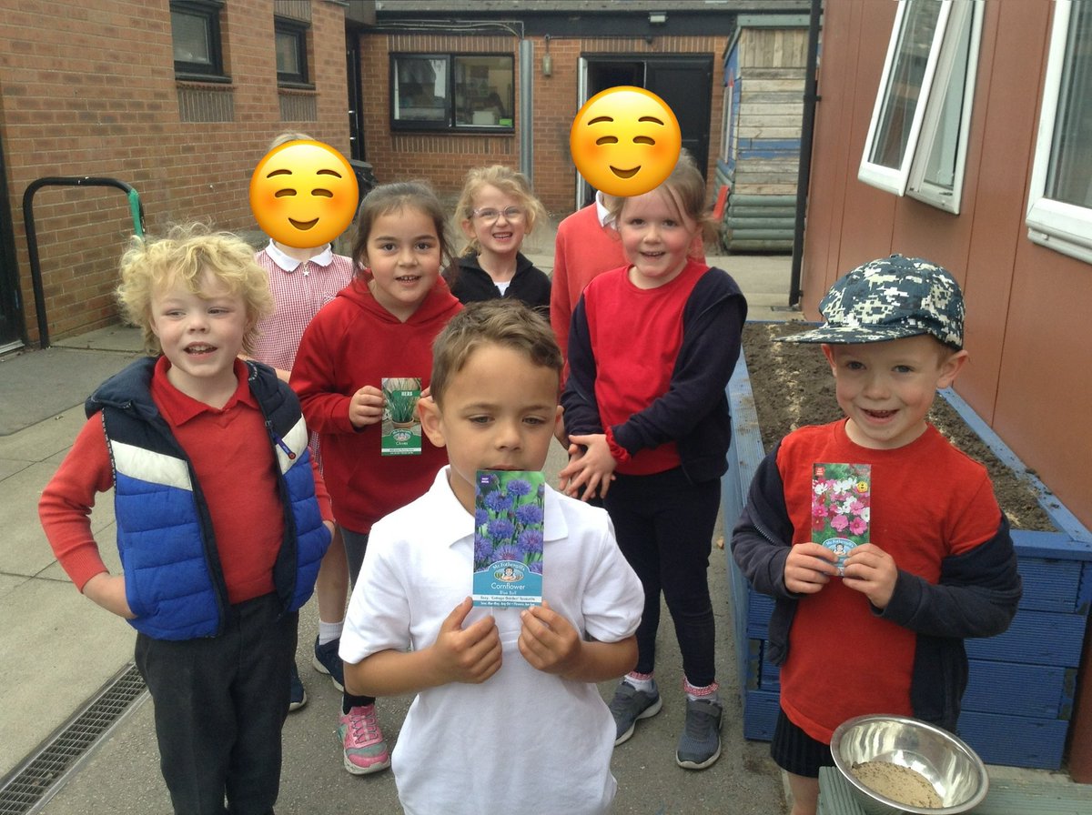 NorthDuffieldSc's tweet image. We’ve joined @The_RHS #GrowWithIt national programme, sowing a small space for a big impact. The children can’t wait to see the first signs of their flowers emerging.  

rhs.org.uk/get-involved/g…