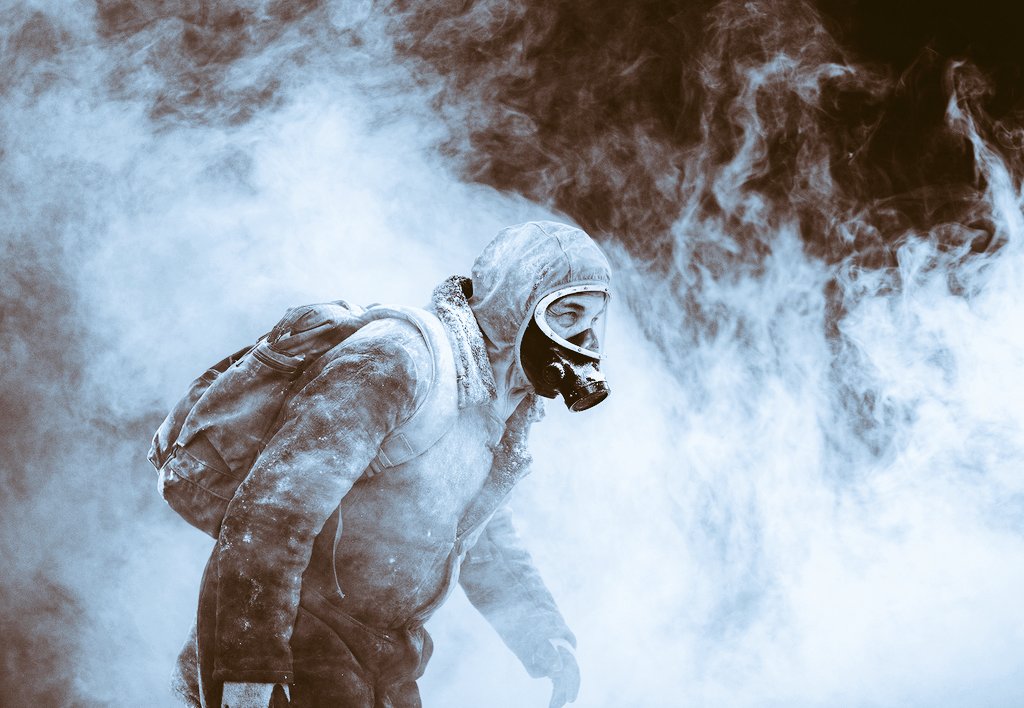 “Fue mi versión de Robinson Crusoe, solo, rodeado, preso, no ya por el mar sino por la muerte”, dijo alguna vez el guionista Héctor Germán Oesterheld sobre su personaje más popular ▶️ sontrip.com.ar/la-ambiciosa-a… La ambiciosa adaptación de El Eternauta 📷 <a href="/CheNetflix/">CheNetflix</a>