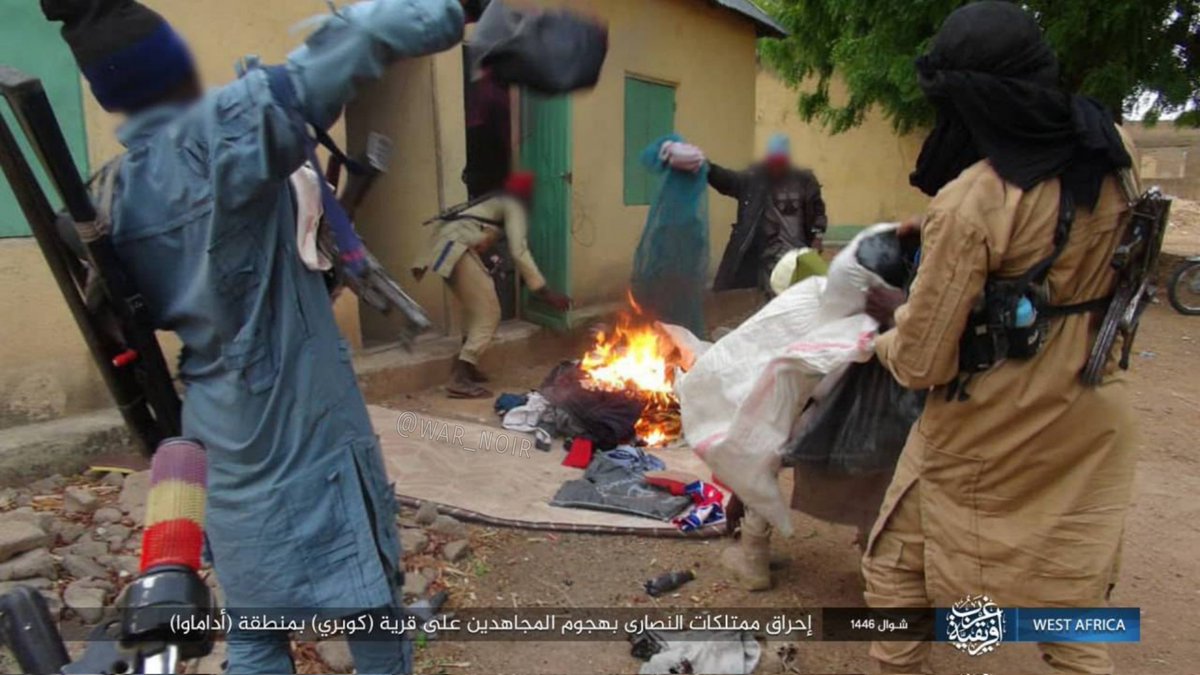 war_noir's tweet image. #Nigeria 🇳🇬: &quot;Islamic State - West Africa Province&quot; (#ISWAP) raided a Christian village in #Adamawa (border with #Cameroon 🇨🇲).

The militants were  with AKM-pattern  assault rifles including a #Romania-made 🇷🇴 PM md. 90  rifle and a #China-made 🇨🇳 Type 56  rifle.