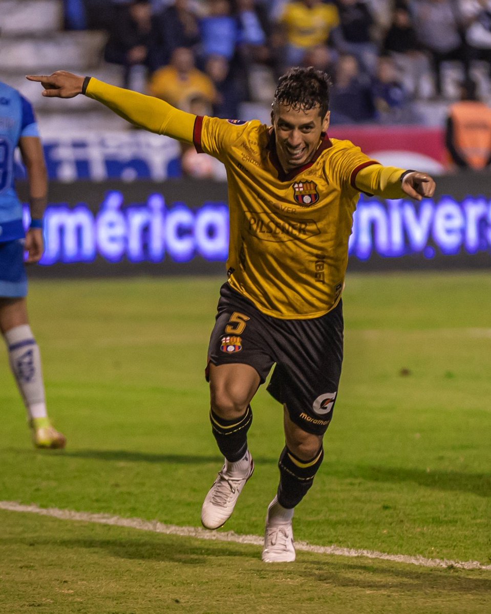 BarcelonaSC's tweet photo. ¡Buenos días, Barcelonistas!

Momento de elegir la figura del partido de anoche #MACvsBSC (0-1) 

#BarcelonaSomosTodos https://t.co/jLinv93iZG
