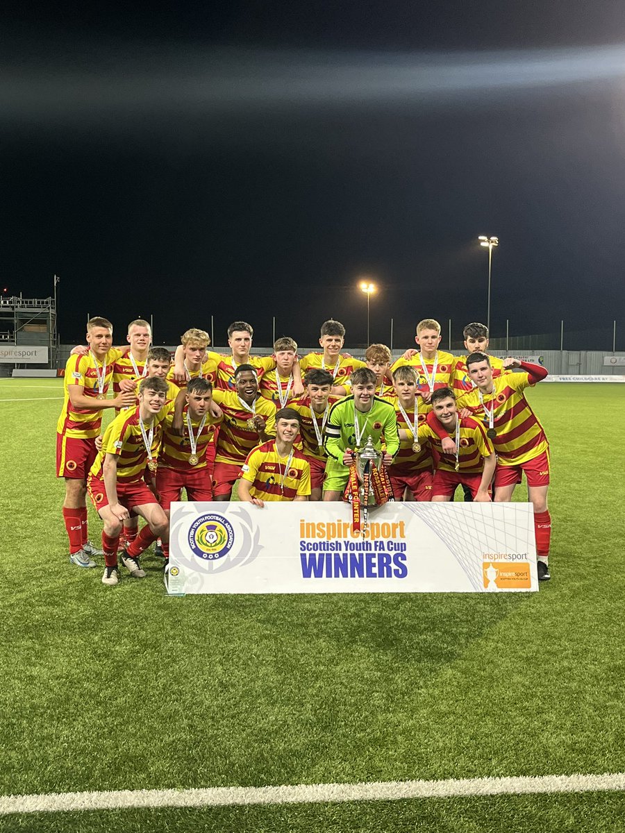 Scottish Youth FA U18 Cup Final

Rossvale FC Inter. 2
Blue Brazil.             1

Stevenson⚽️, Mabweazara⚽️

Scottish Champions!