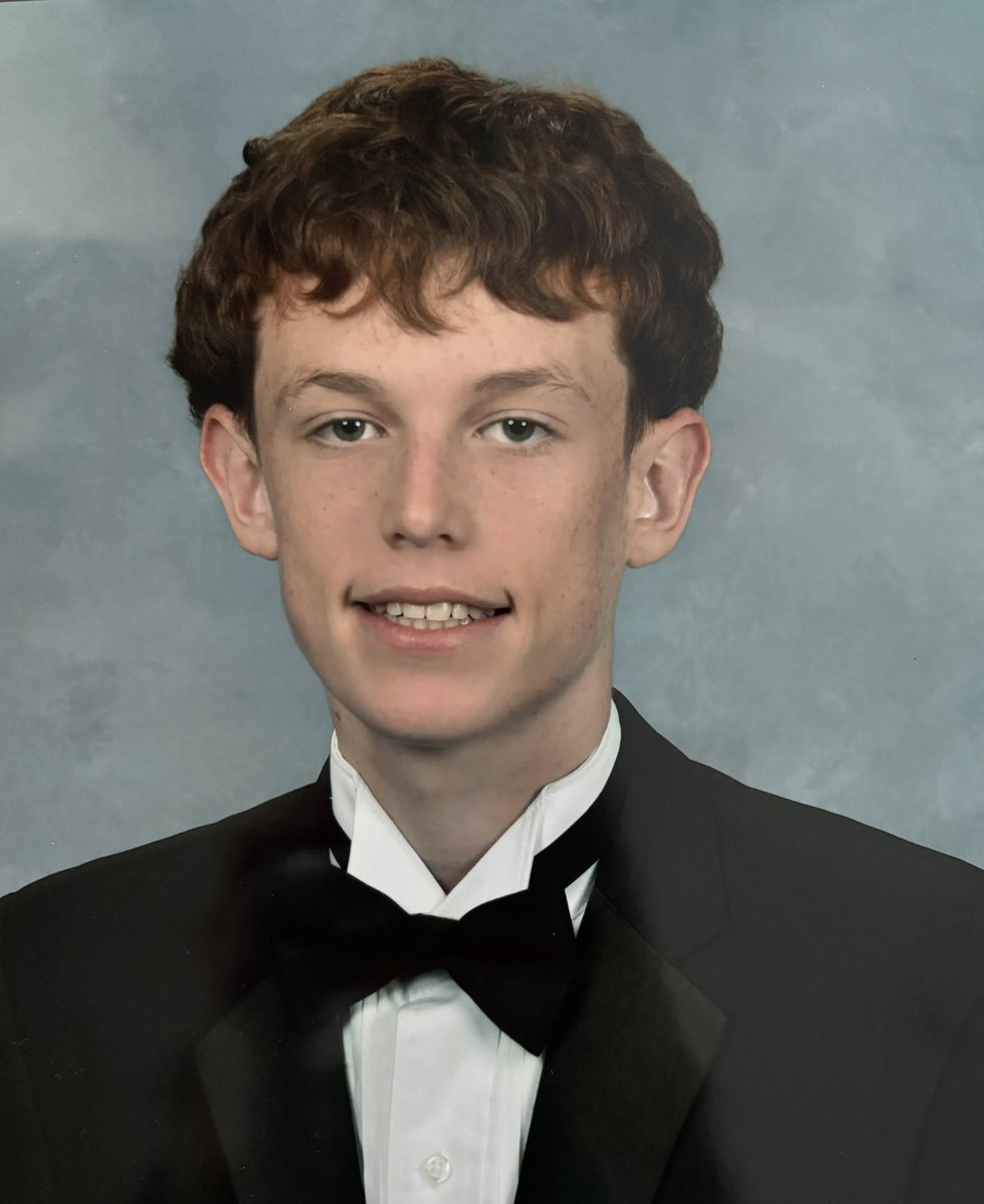 Deirdre (@512doo) on Twitter photo 3 weeks and <a href="/JakeElvin12/">Jake Elvin</a> graduates π π» πΎ π₯Ή #ClassOf2025 <a href="/RyanElvin12/">Ryan Elvin</a> 3 weeks and <a href="/JakeElvin12/">Jake Elvin</a> graduates π π» πΎ π₯Ή #ClassOf2025 <a href="/RyanElvin12/">Ryan Elvin</a>