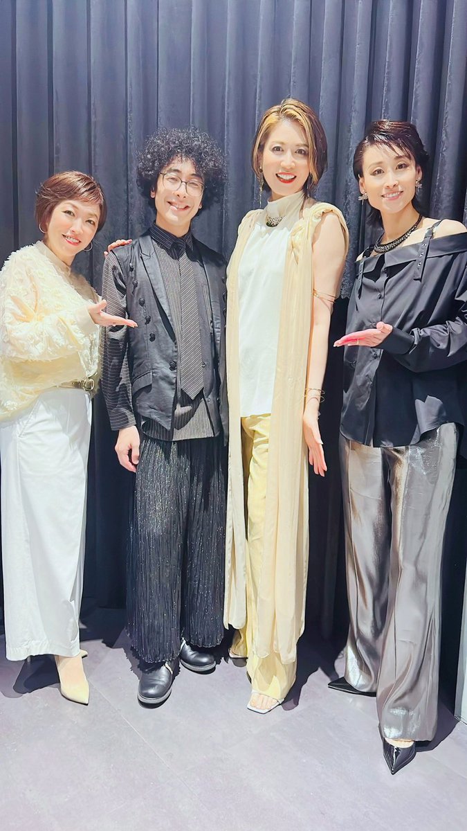 HiroYuumiTomo's tweet photo. 悠未ひろライブ
Home of the Heart
無事終わりました✨✨
会場に来てくださった皆様、配信をご覧頂いた皆様、たくさんの応援ありがとうございました！！ https://t.co/bNZkFBUZEM