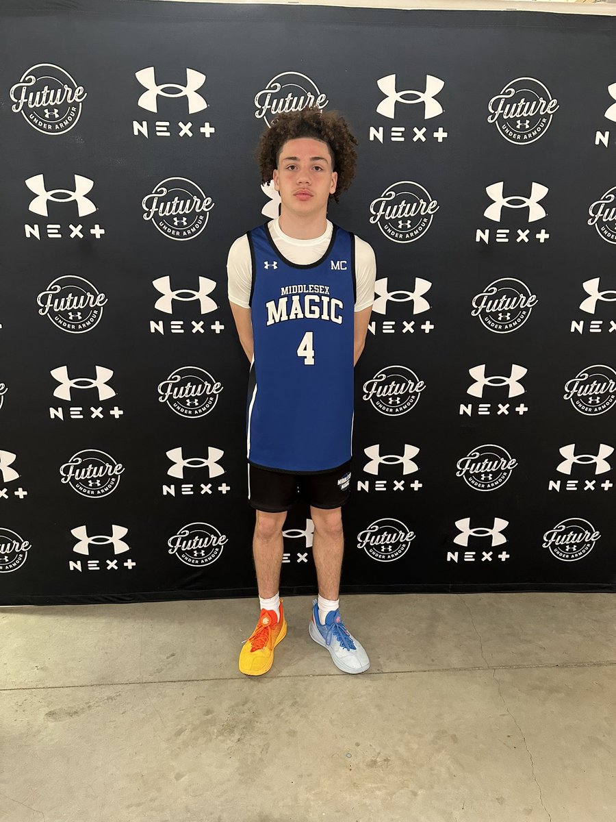 MiddlesexMagic's tweet image. Magic Hall 8th Grade went 2-0 Saturday @circuitfuture behind the great scoring of Ethan Budreau, the all around play of Trevor Gardner, the defense of both Luke Gellart and Junior Jean Phillipe. #MagicFamily ⚪️⚫️🔵