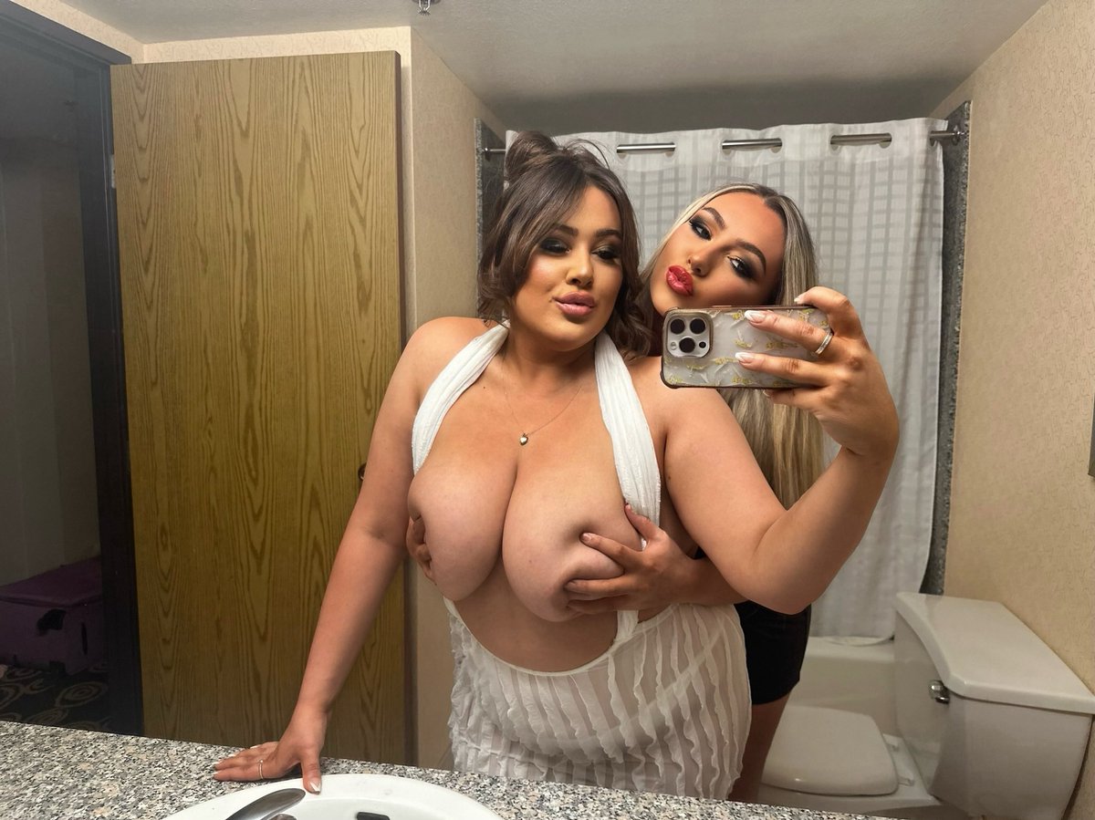 Helping hand😈