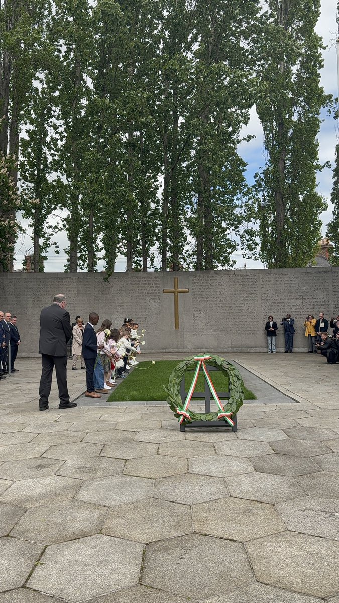 DunLaoghaireOgraFF tweet media