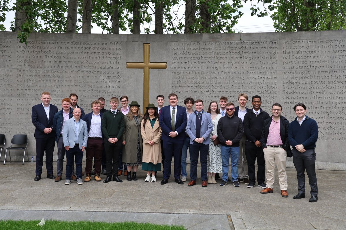 DunLaoghaireOgraFF tweet media