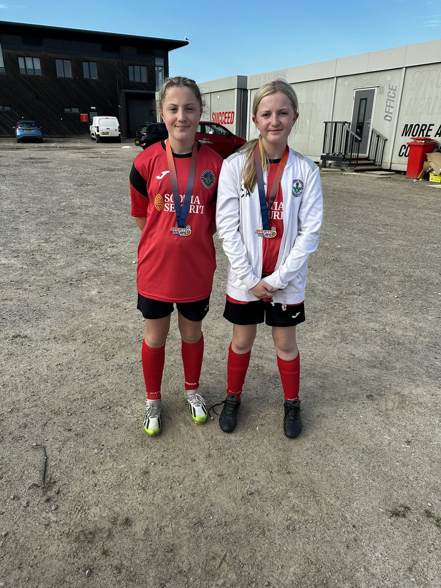 Staice (@xohsillymex) on Twitter photo These 2smashed it out the park at the Fleetwood Town Easter Cup last weekend. Being part of the ONLY girls team in the tournament and never gave up. Being your coach is one thing, being your mum is EVERYTHING 🤍🖤❤️ <a href="/DalkeithCFC/">Dalkeith Thistle Community Football Club</a> <a href="/castlebraepe/">Castlebrae PE</a> <a href="/James240176/">James Currie</a> #proud #mygirls These 2smashed it out the park at the Fleetwood Town Easter Cup last weekend. Being part of the ONLY girls team in the tournament and never gave up. Being your coach is one thing, being your mum is EVERYTHING 🤍🖤❤️ <a href="/DalkeithCFC/">Dalkeith Thistle Community Football Club</a> <a href="/castlebraepe/">Castlebrae PE</a> <a href="/James240176/">James Currie</a> #proud #mygirls