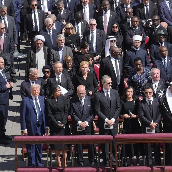 Zooey Glass tweet media