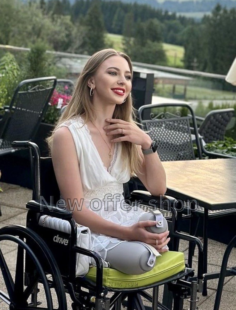 I'm am a disabled girl. Can I get "hi" from you?😢